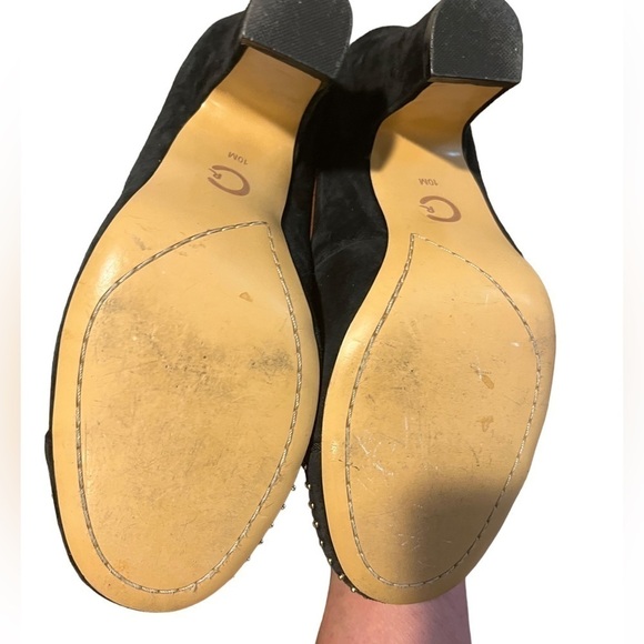 Cynthia Rowley Halo Black Suede Pumps w/ Gold Studded Embellishments Sz 10 - Picture 7 of 11